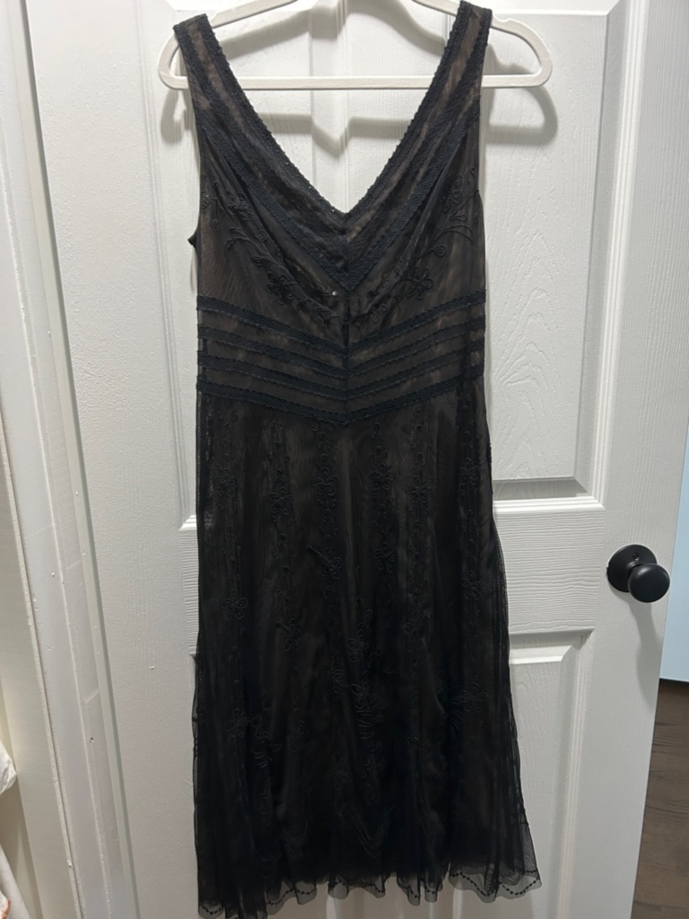 BCBG Maxazria - Black V-Neck Embroidered Midi Dress